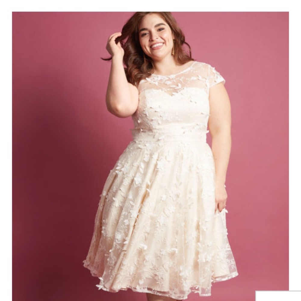ModCloth Chi chi London dress size 22